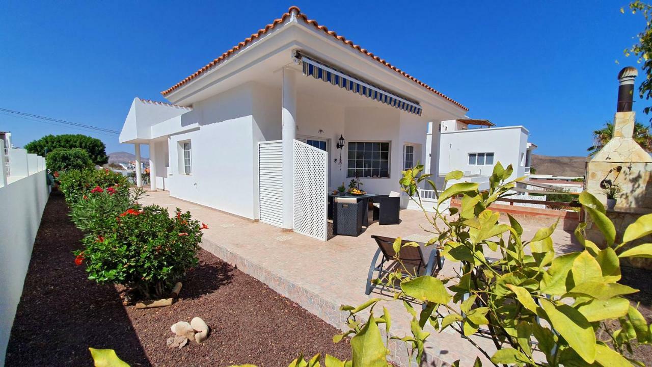 Ferienhaus Casa Blanca - Tarajalejo - Glasfaserinternet - Meerblick Eksteriør billede