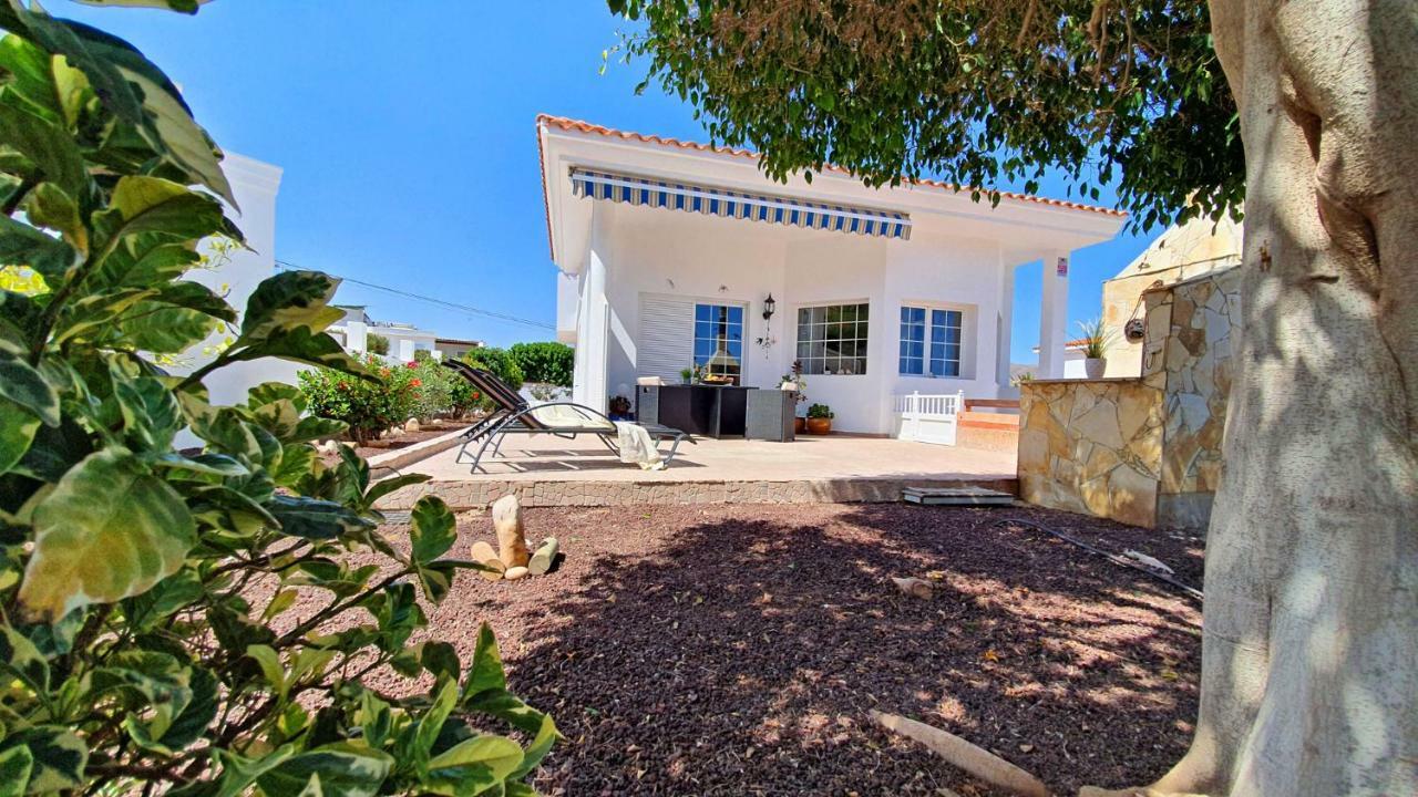 Ferienhaus Casa Blanca - Tarajalejo - Glasfaserinternet - Meerblick Eksteriør billede